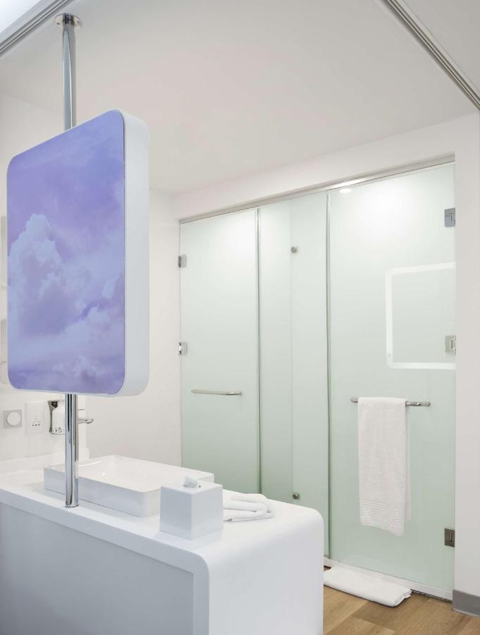 Yotelair Airport, Duty Free - International Transit Area 3* Istanboel